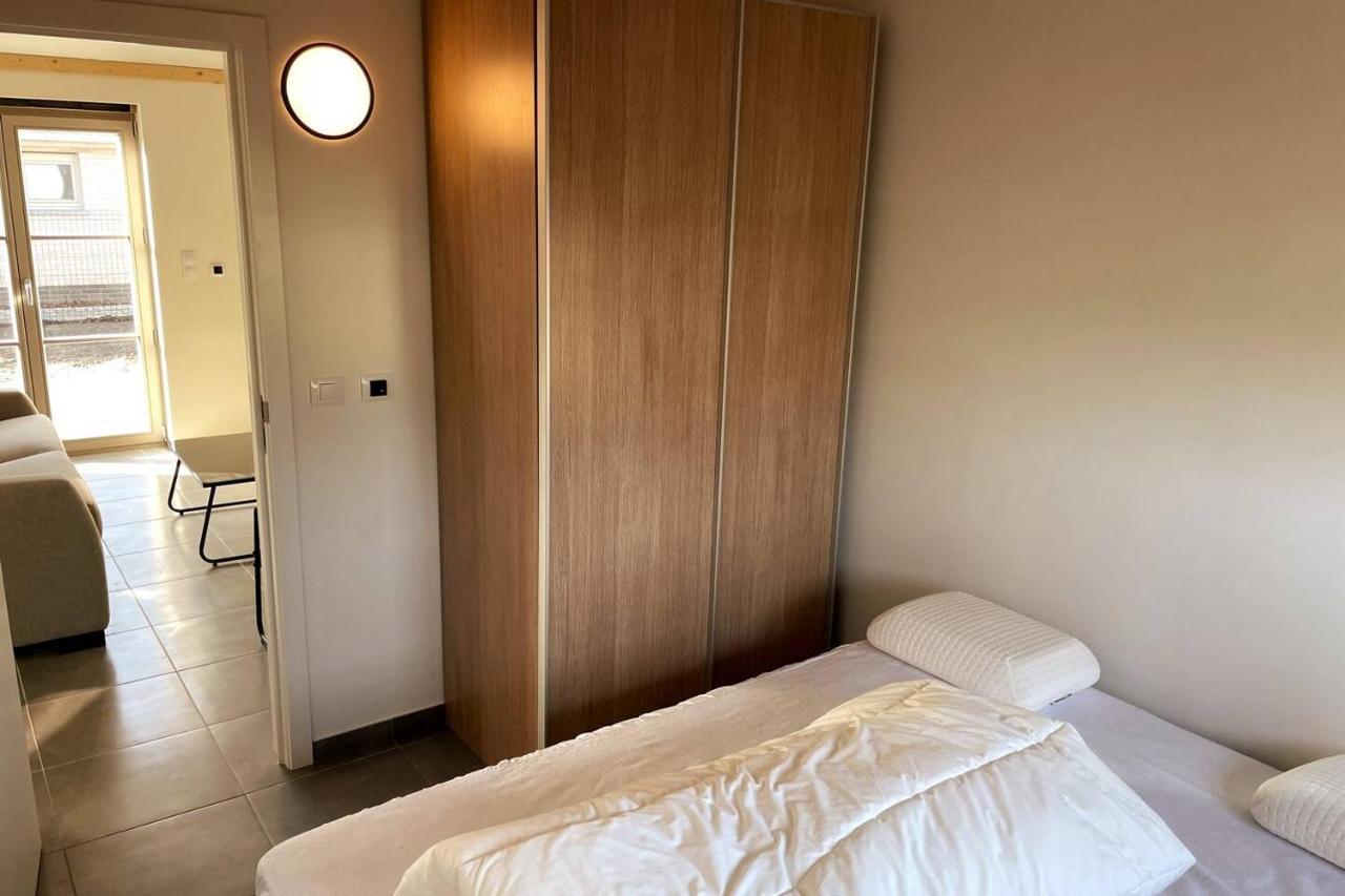 Gezellig vakantiehuisje -4p- met tuin en parking Koksijde Buitenkant foto