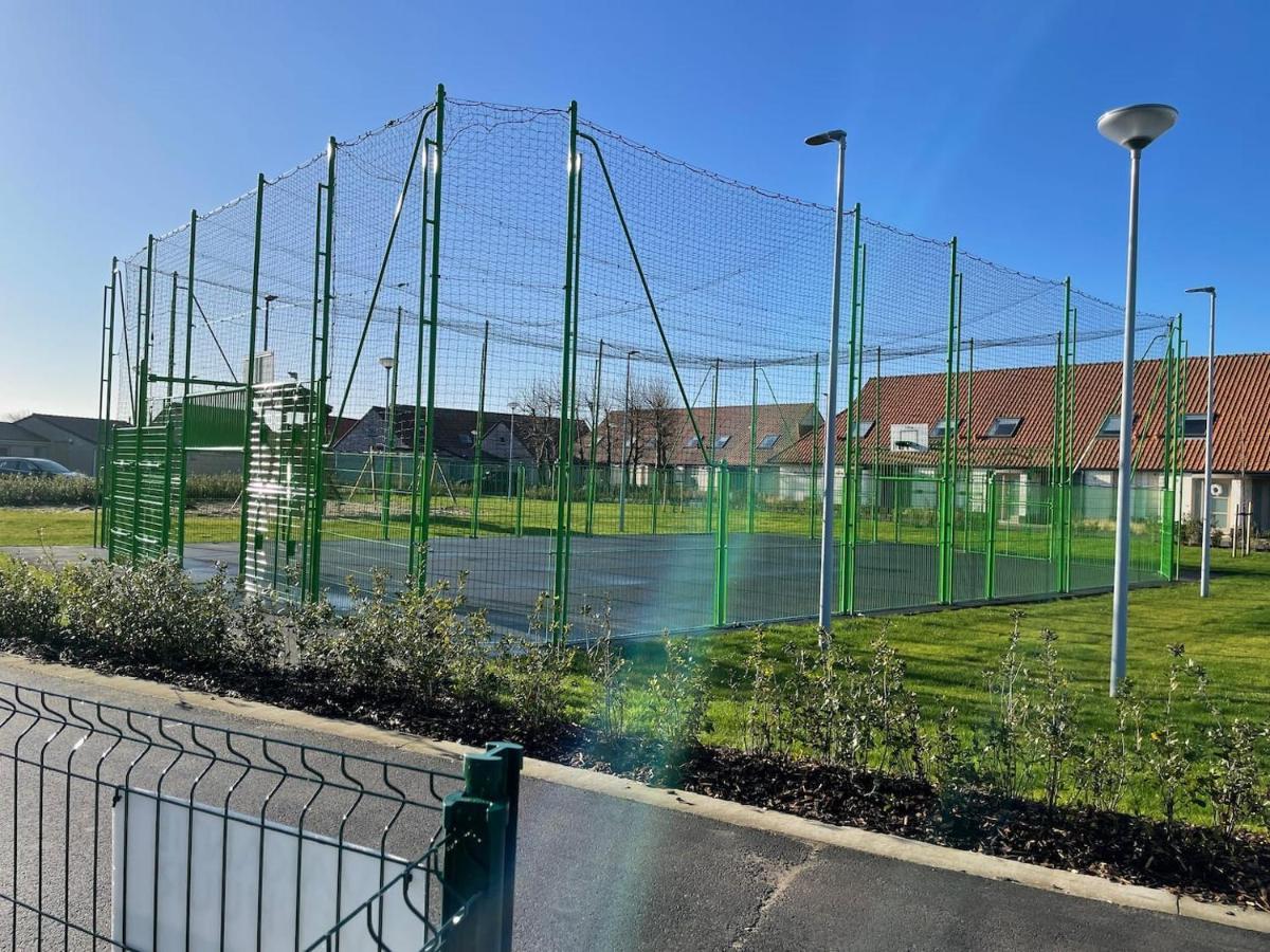 Gezellig vakantiehuisje -4p- met tuin en parking Koksijde Buitenkant foto